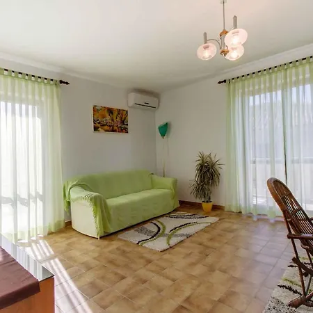 In 35205 Apartment Mali Losinj